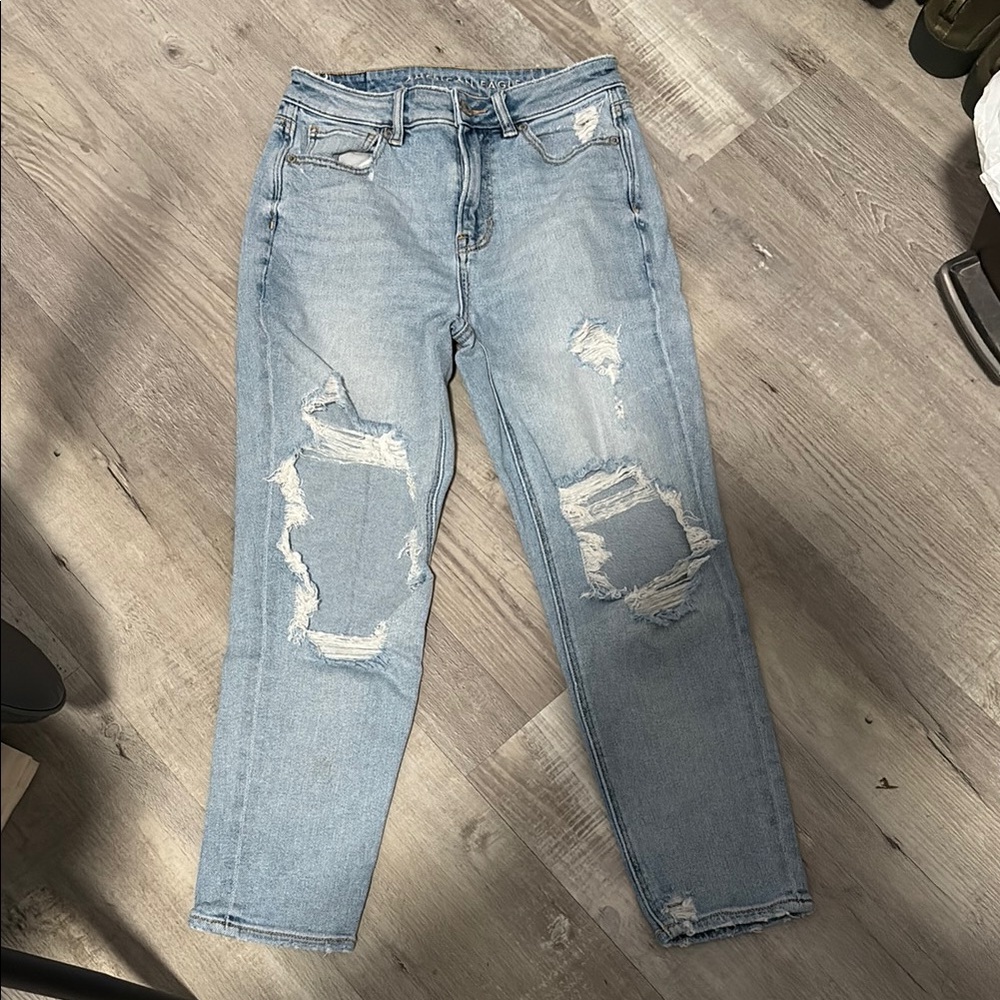 American Eagle Straight Boyfriend Ripped Jeans
